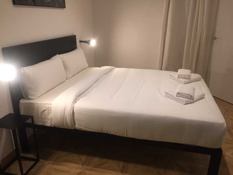 L'Escudellers By The Streets Apartment Barcelona Bagian luar foto