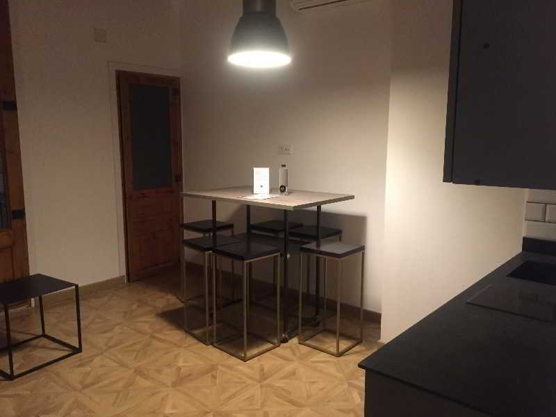 L'Escudellers By The Streets Apartment Barcelona Bagian luar foto