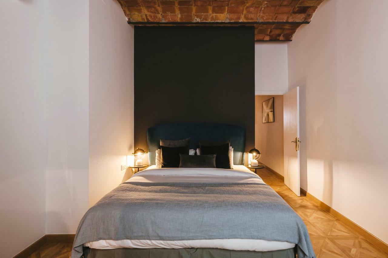 L'Escudellers By The Streets Apartment Barcelona Bagian luar foto