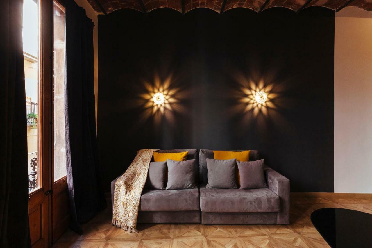 L'Escudellers By The Streets Apartment Barcelona Bagian luar foto